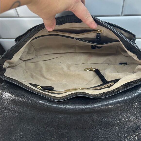 Brahmin black croc embossed leather crossbody - Picture 4 of 11